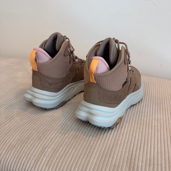 Hoka Anacapa 2 Mid Gore-Tex Sneakers - Picture 14 of 15